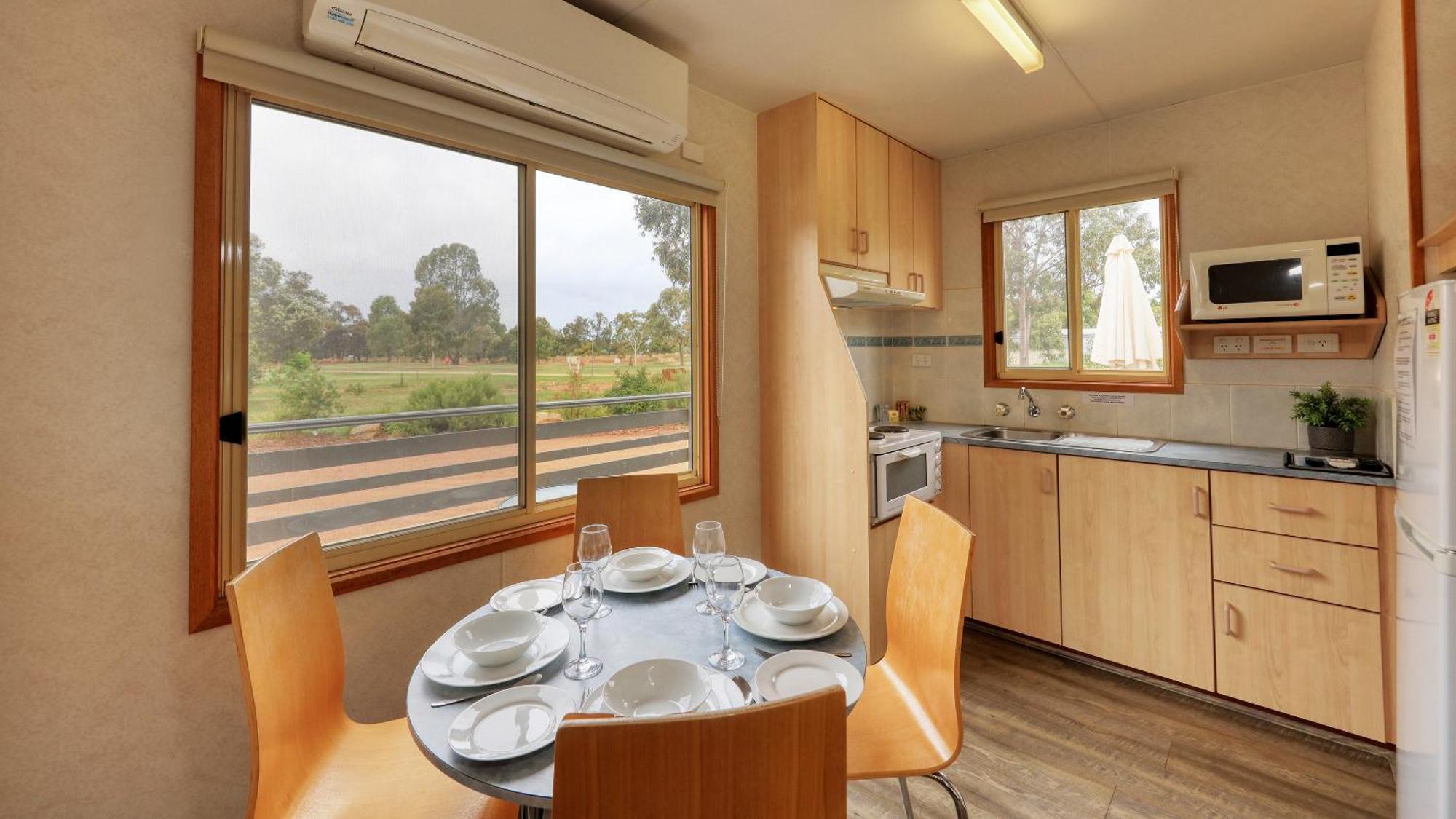 Yarrawonga Riverlands Tourist Park Quarto foto