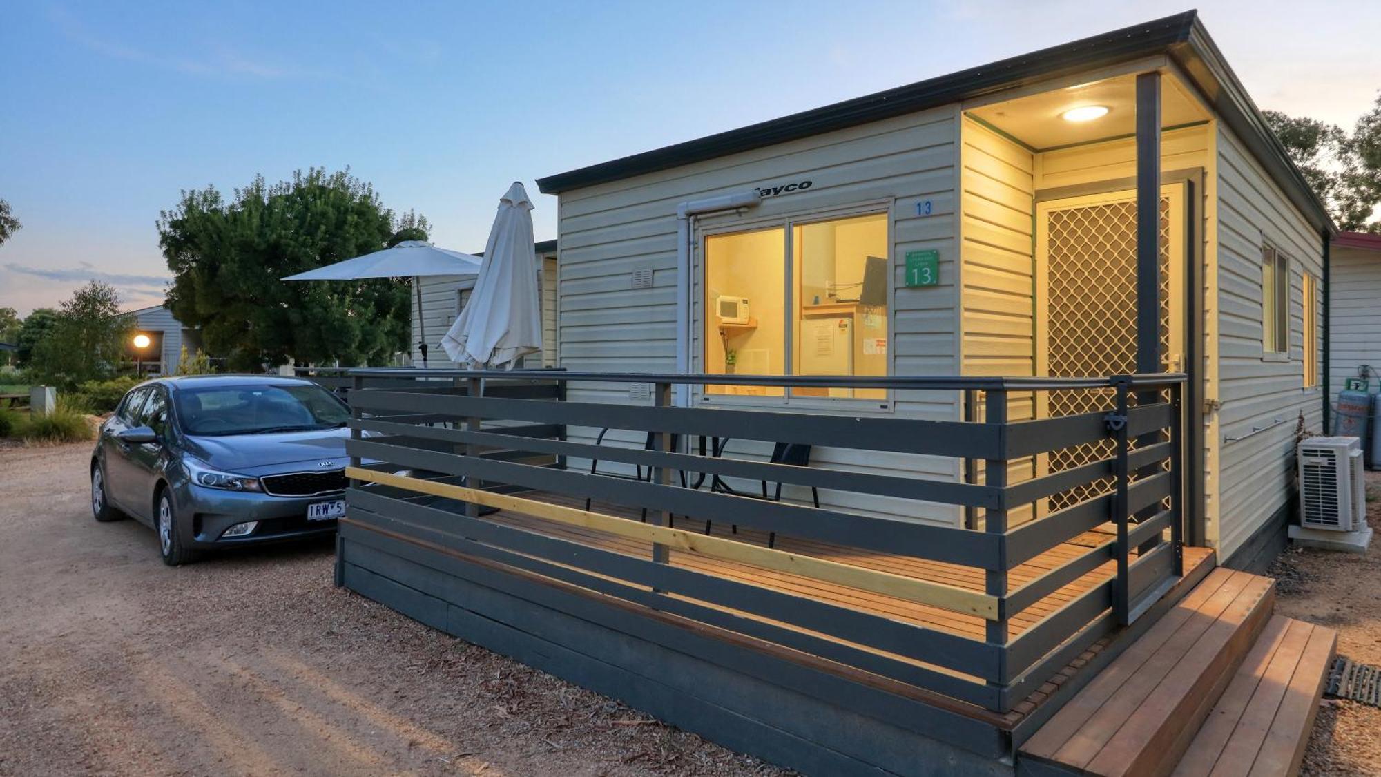 Yarrawonga Riverlands Tourist Park Quarto foto